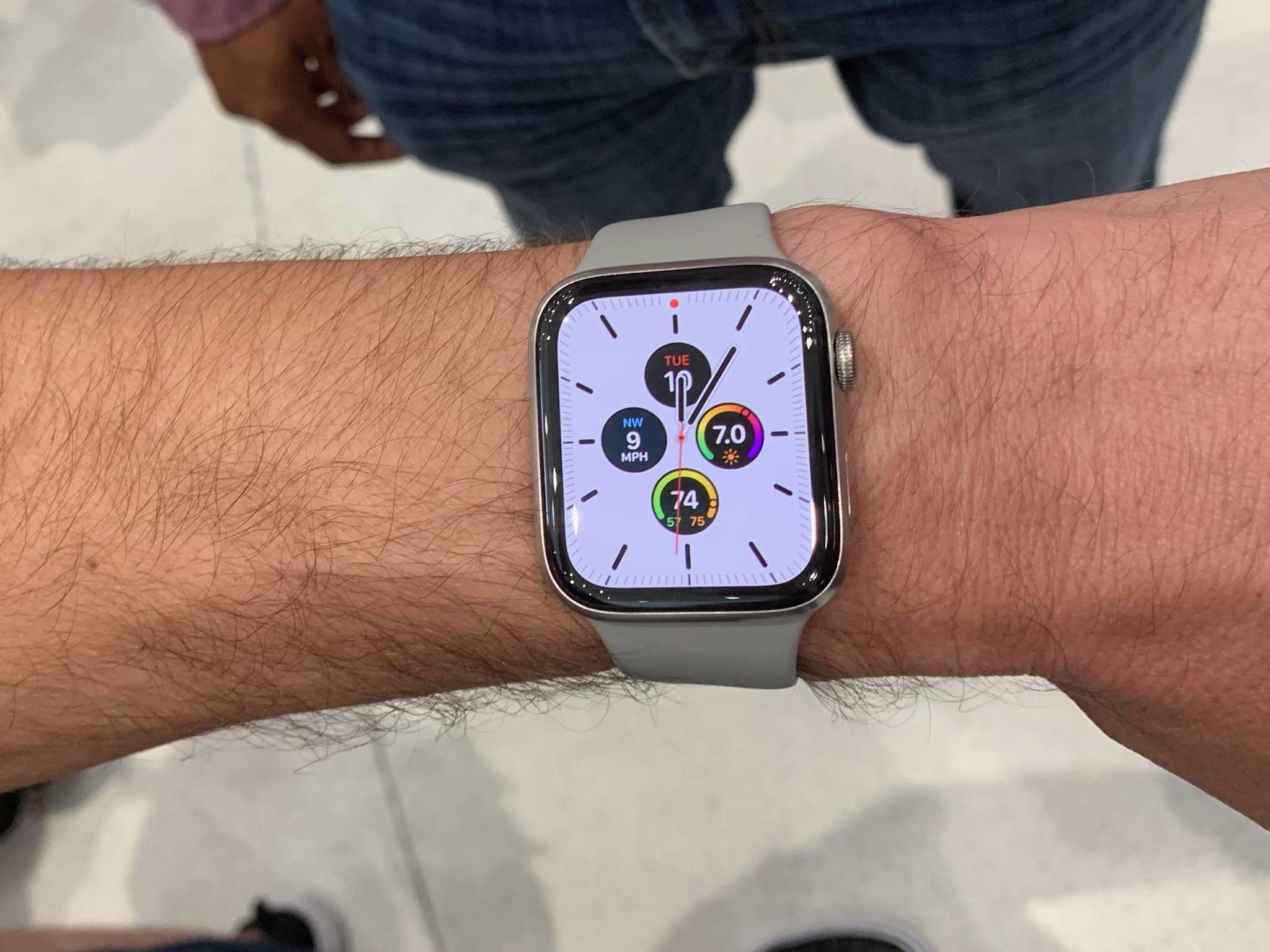 Watch series 9 цвета. Apple IWATCH 6. Apple watch Series 6. Часы Apple IWATCH 7. Смарт часы эпл вотч 6.