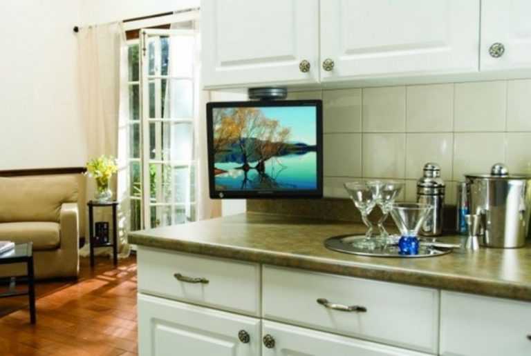 15 лучших маленьких телевизоров для кухни в 2022 году